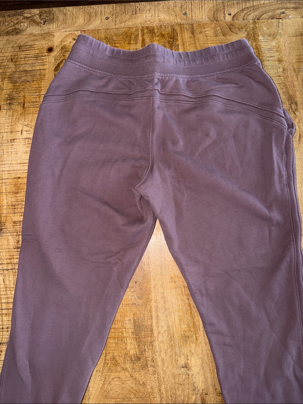lululemon athletica Men's Plum Drawstring Joggers - Picture 2 of 5